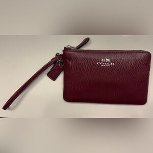NEW Coach Maroon Burgundy Textured Wristlet